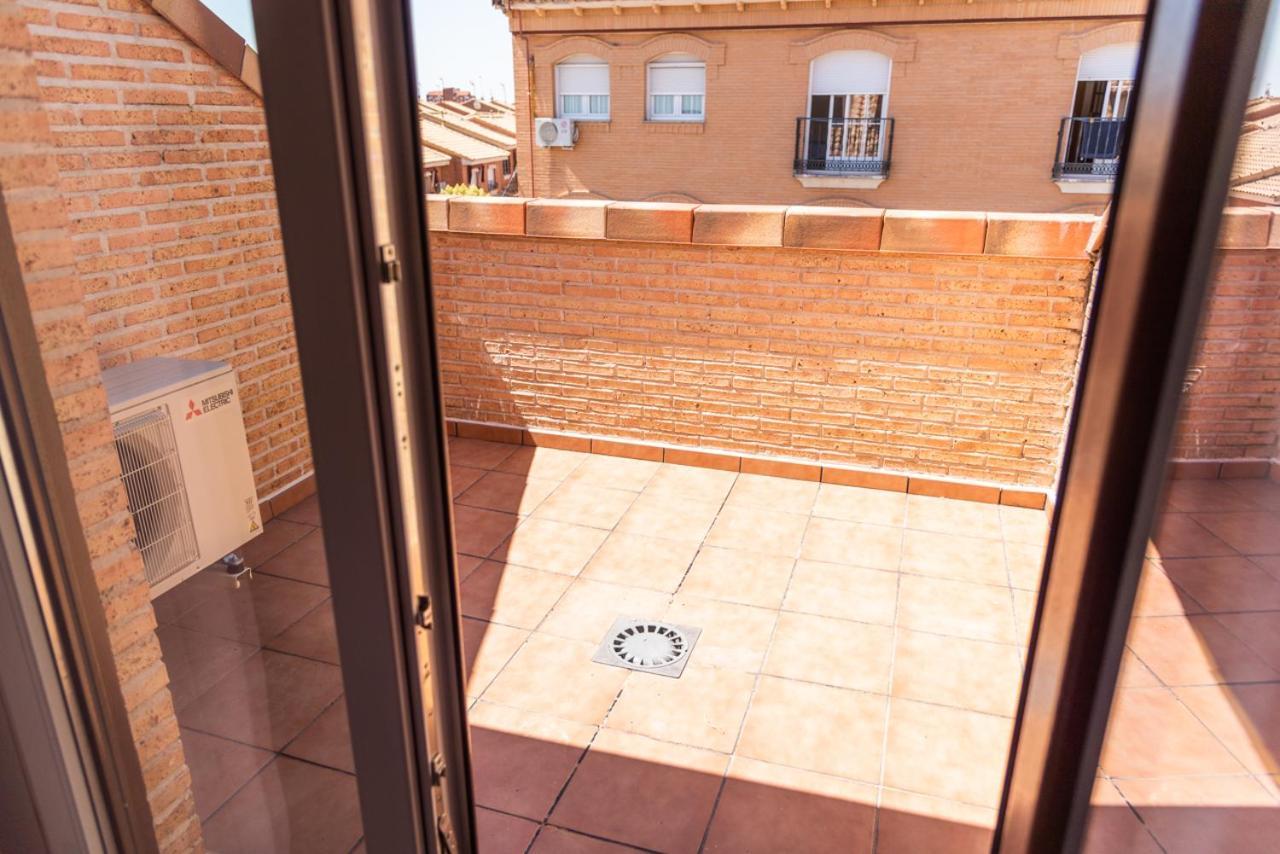 Apartamentos Hotel Carlos I Yuncos Exterior foto